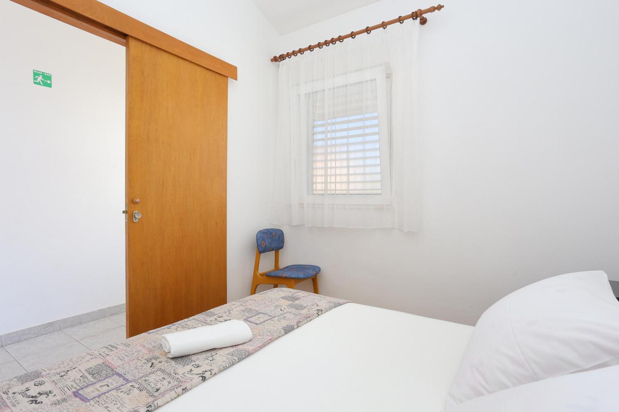 Apartments By The Sea Rastici, Ciovo - 11723 トロギール 部屋 写真