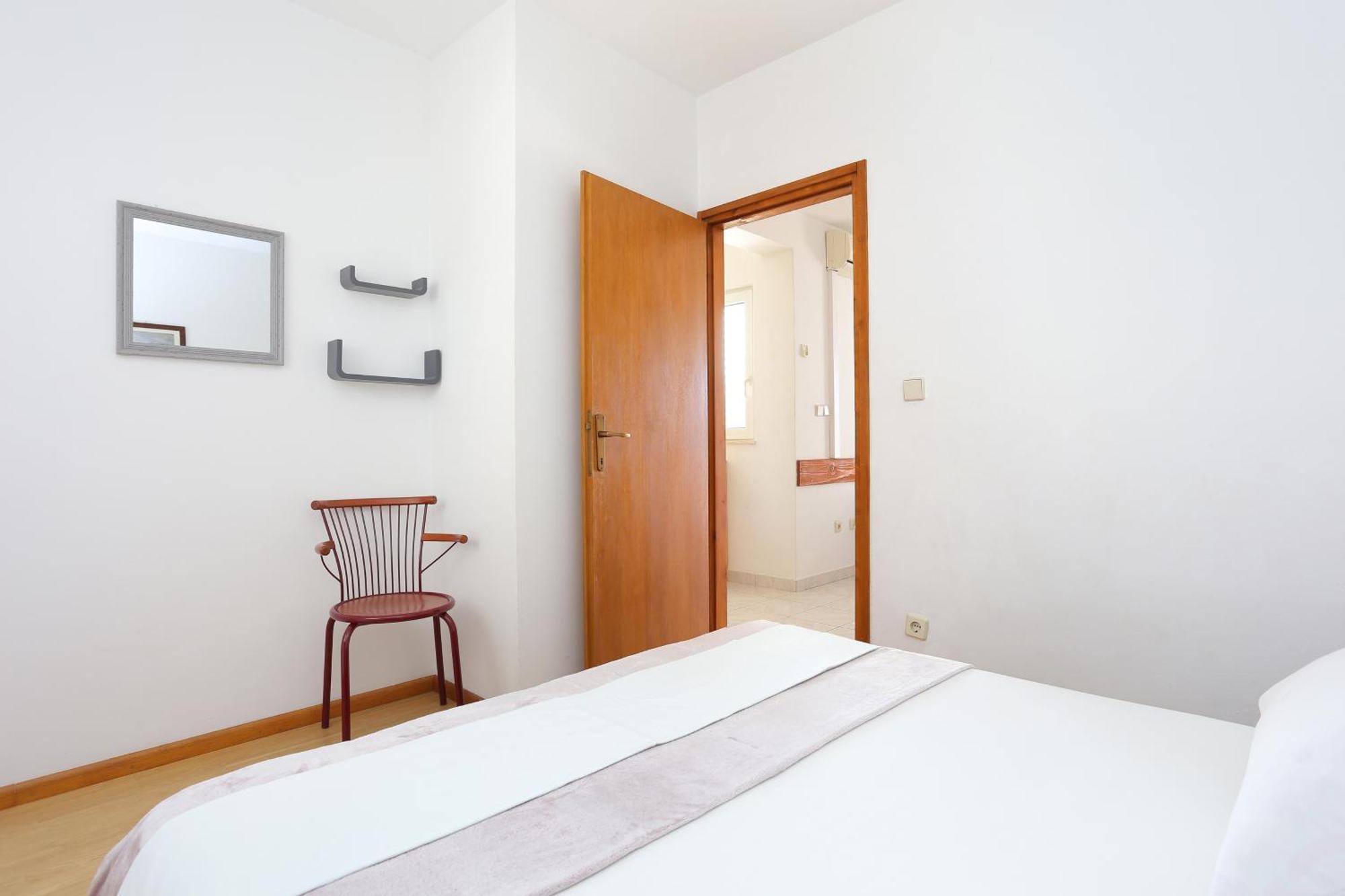 Apartments By The Sea Rastici, Ciovo - 11723 トロギール 部屋 写真