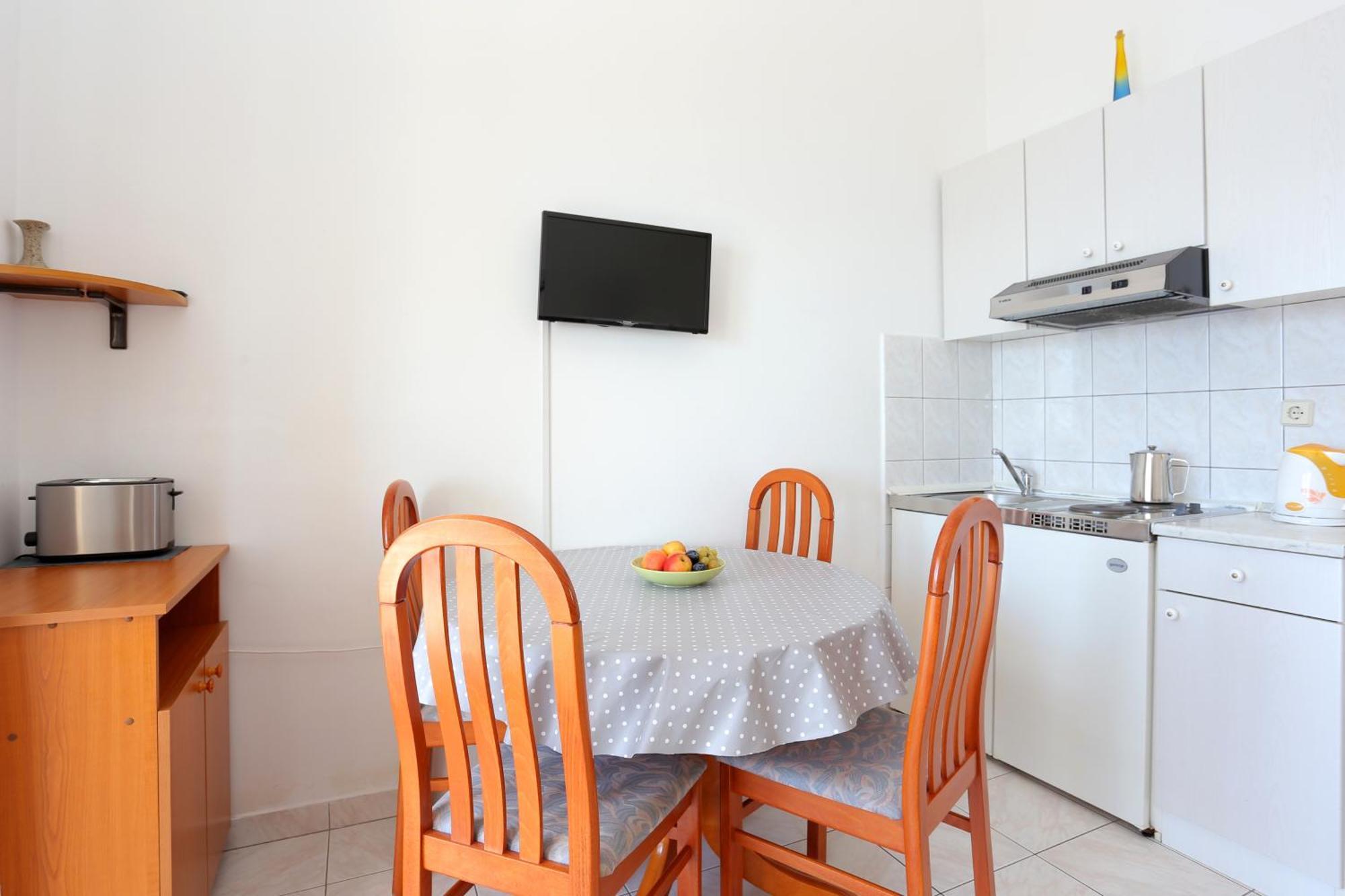 Apartments By The Sea Rastici, Ciovo - 11723 トロギール 部屋 写真